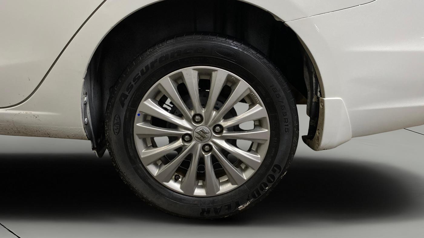 2022 Maruti Ciaz ZETA 1.5 SHVS MT PETROL, Petrol, Manual, 54,337 km, Left Rear Wheel