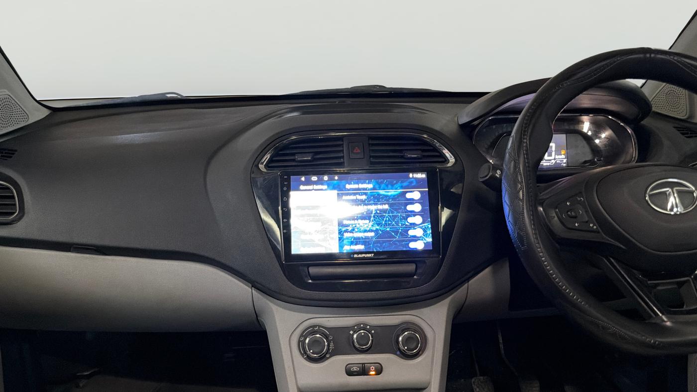 2023 Tata Tiago XT (O) PETROL, CNG, Manual, 49,591 km, Air Conditioner