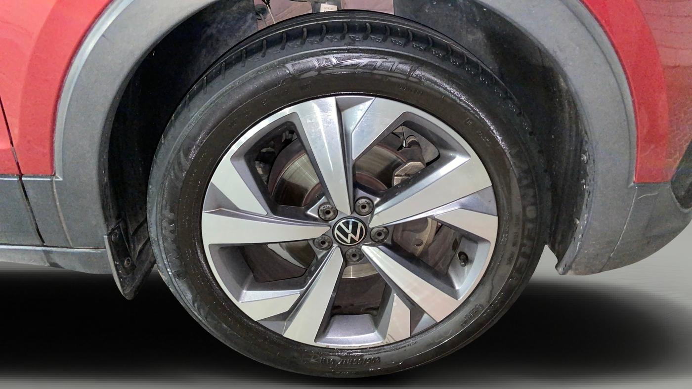 2023 Volkswagen TAIGUN TOPLINE 1.0 TSI MT, Petrol, Manual, 43,821 km, Right Front Wheel