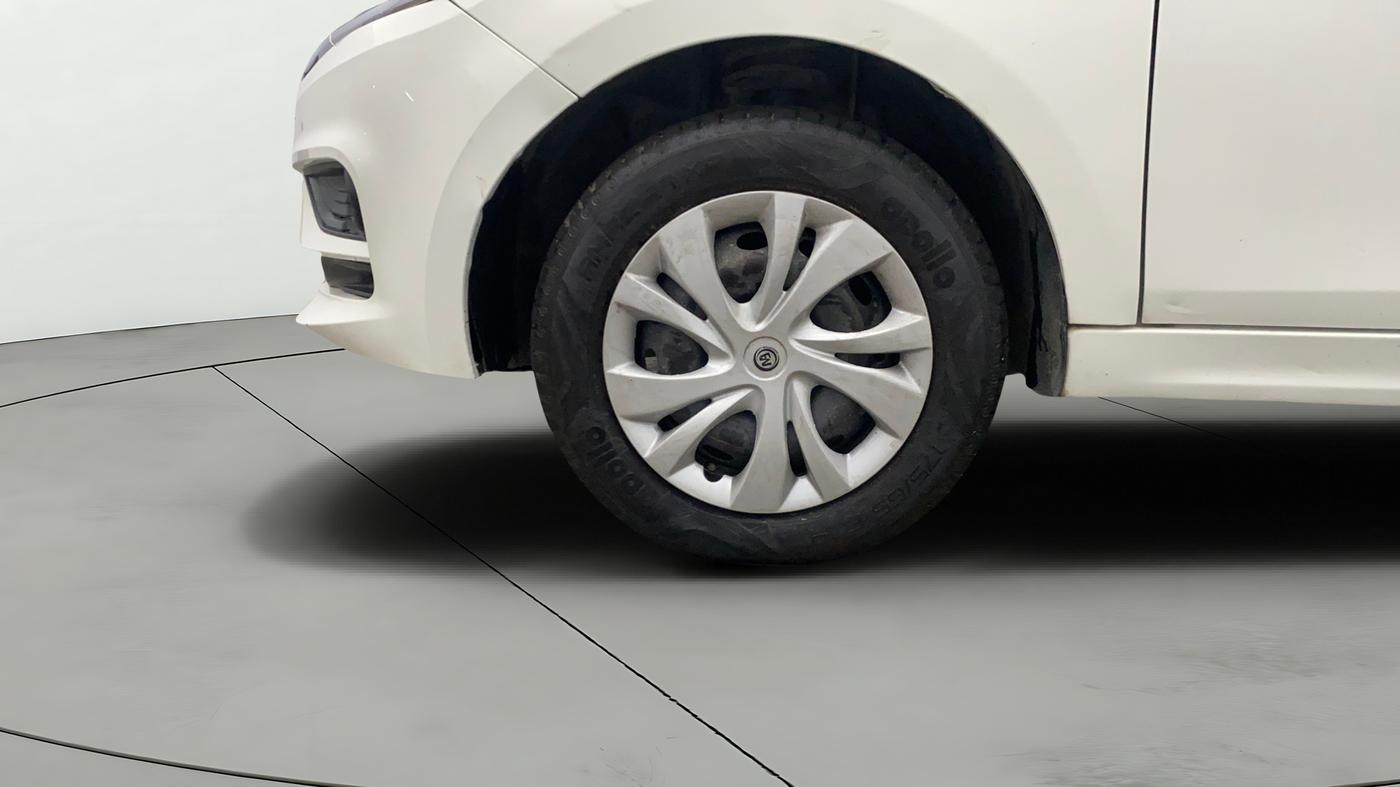 2022 Tata TIGOR XM PETROL, Petrol, Manual, 43,812 km, Left Front Wheel