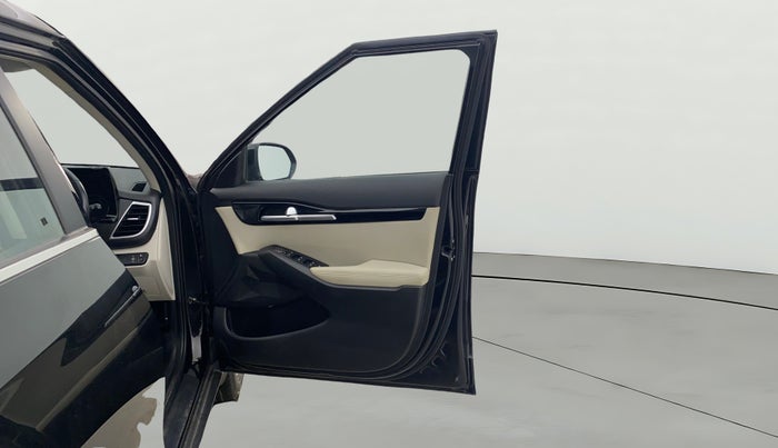 2020 KIA SELTOS HTX 1.5 PETROL, Petrol, Manual, 11,669 km, RHS Front Door