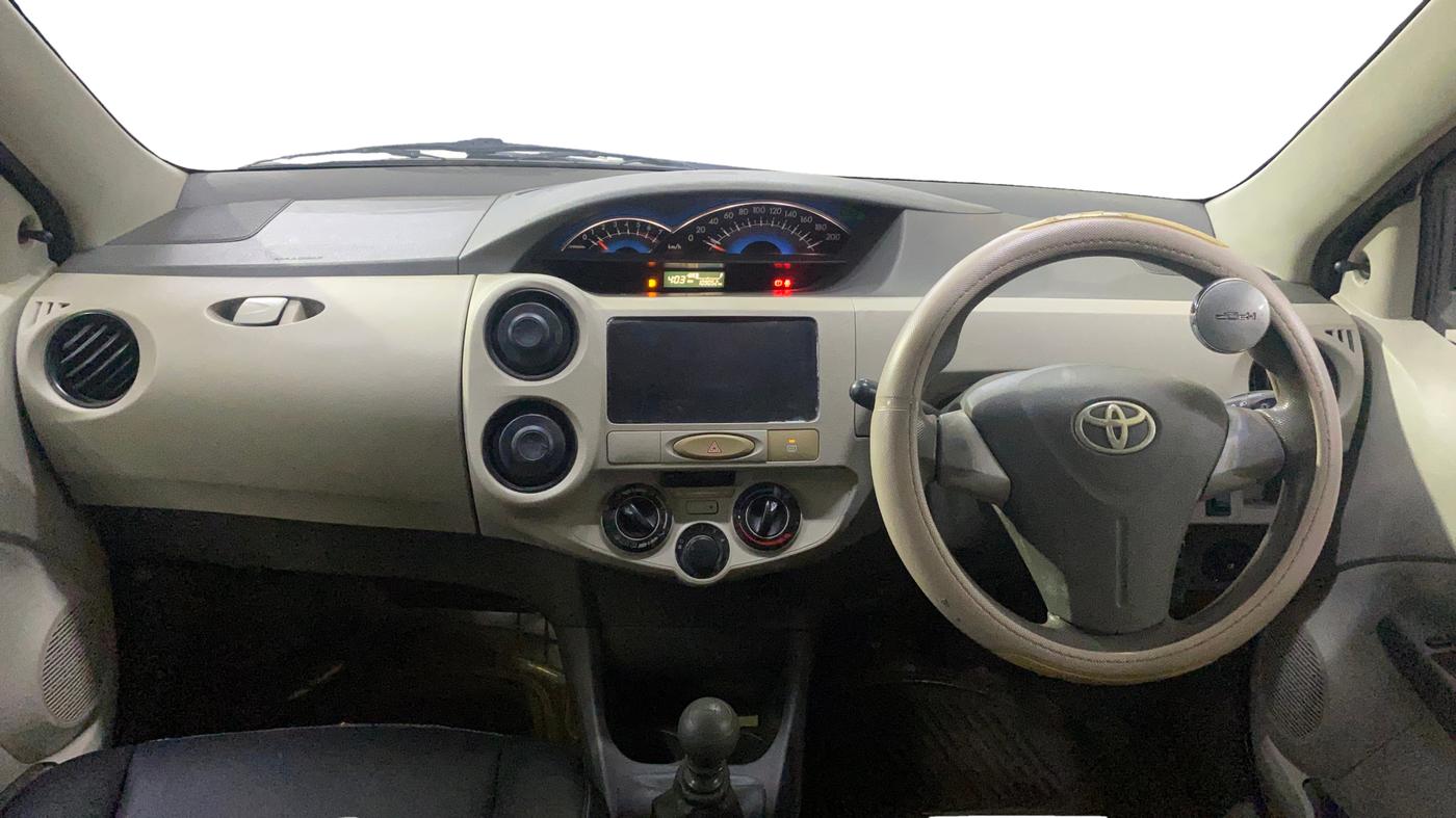 2015 Toyota Etios GD, Diesel, Manual, 1,09,045 km, Dashboard