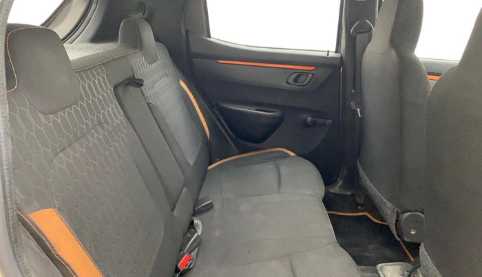 2018 Renault Kwid CLIMBER 1.0 AMT, Petrol, Automatic, 63,286 km, Right Side Rear Door Cabin