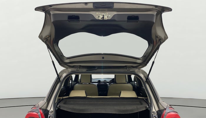 2022 Maruti Swift VXI, Petrol, Manual, 42,231 km, Boot Door Open