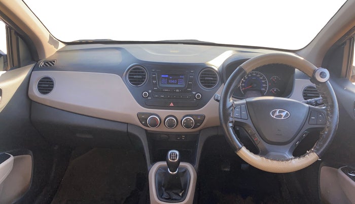 2016 Hyundai Grand i10 SPORTZ 1.2 KAPPA VTVT, Petrol, Manual, 87,768 km, Dashboard