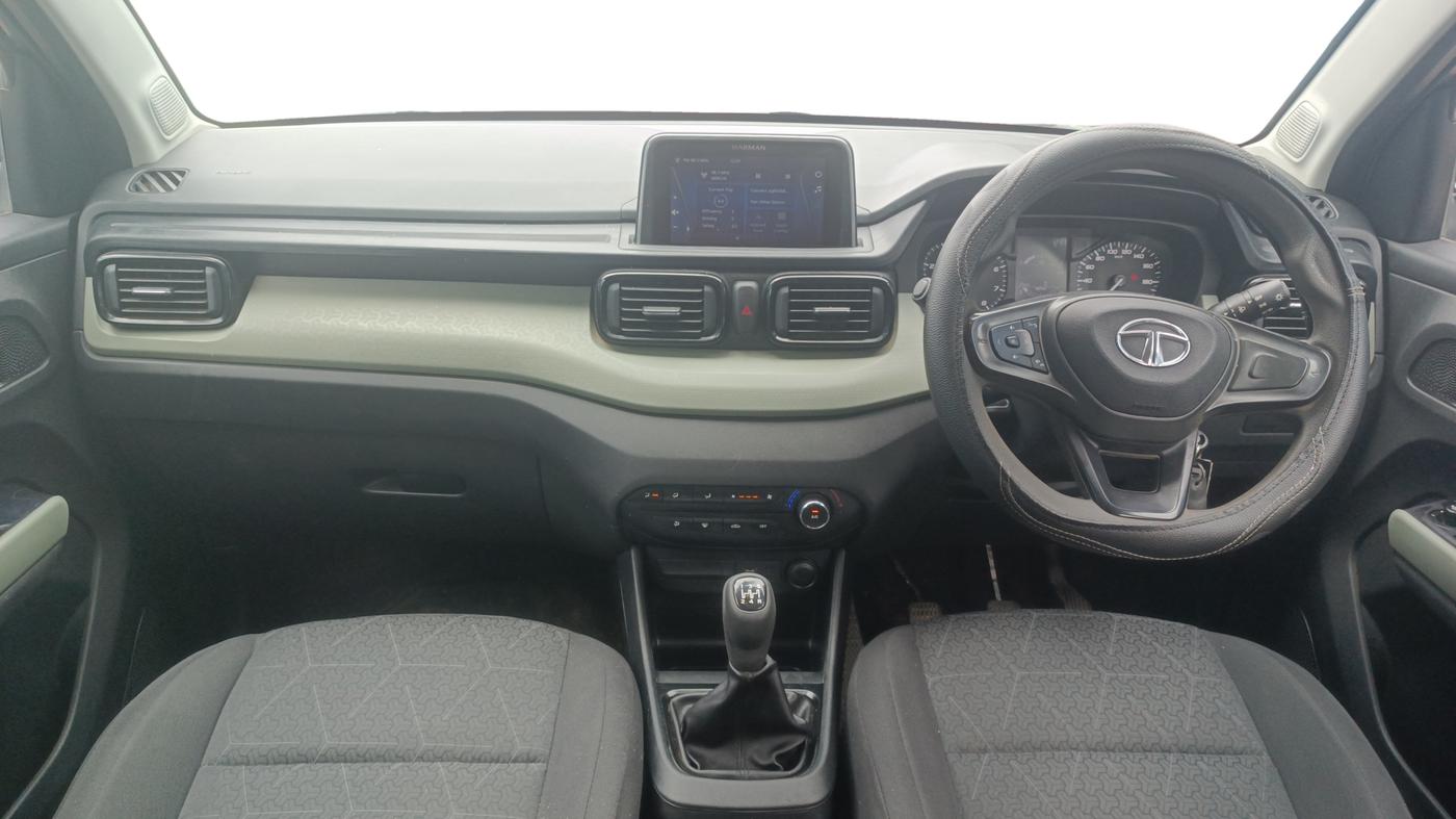 2023 Tata PUNCH ADVENTURE MT, Petrol, Manual, 36,943 km, Dashboard
