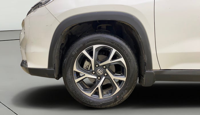 2022 Toyota URBAN CRUISER HYRYDER V NEO DRIVE, Petrol, Manual, 23,401 km, Left Front Wheel