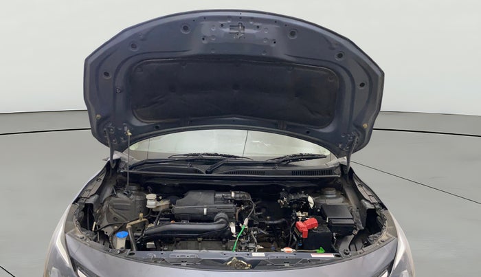 2023 Maruti Baleno ZETA PETROL 1.2, Petrol, Manual, 35,805 km, Open Bonet