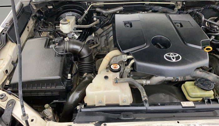 2018 Toyota Fortuner 2.8 4X2 MT, Diesel, Manual, 1,38,251 km, Engine View - Right