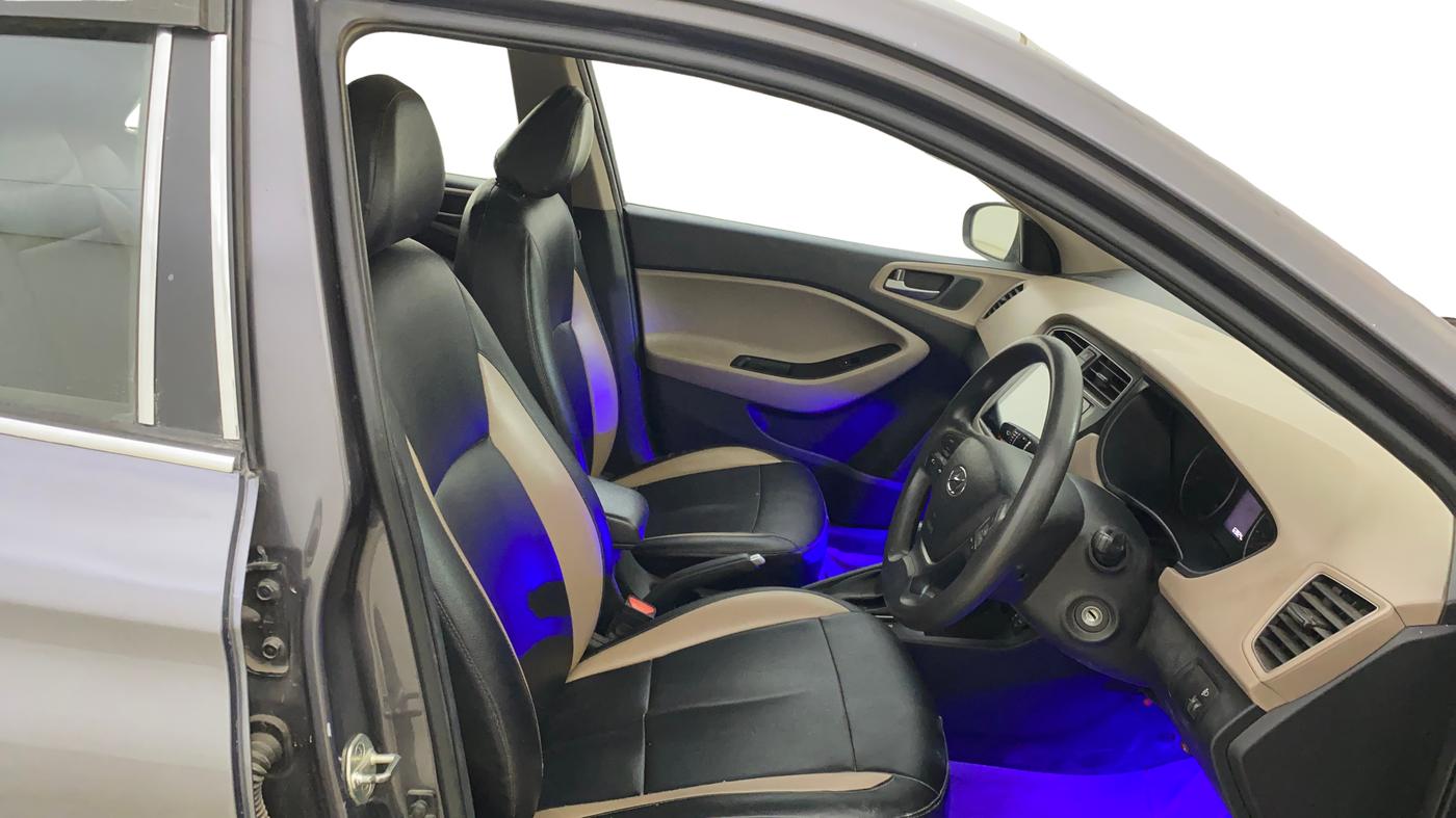 2018 Hyundai Elite i20 ASTA 1.2  CVT, Petrol, Automatic, 63,831 km, Right Side Front Door Cabin
