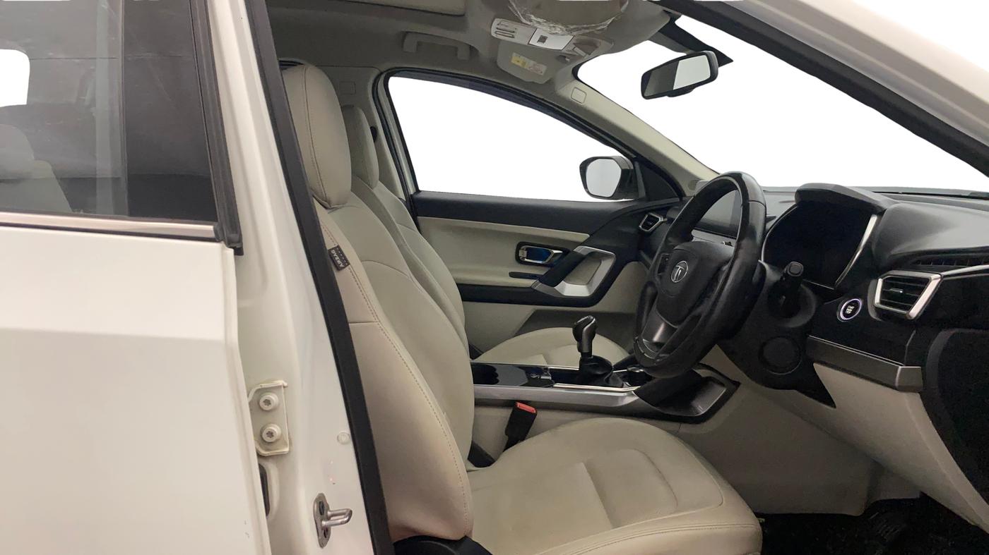 2021 Tata Safari XZ PLUS, Diesel, Manual, 68,881 km, Right Side Front Door Cabin
