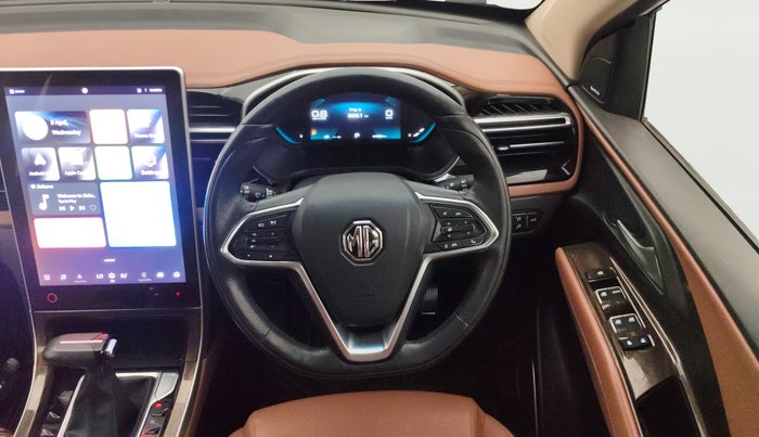 2023 MG HECTOR PLUS SAVVY PRO 1.5 TURBO CVT 7 STR, Petrol, Automatic, 44,800 km, Steering Wheel Close Up