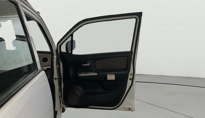 2015 Maruti Wagon R 1.0 LXI CNG, CNG, Manual, 89,114 km, RHS Front Door