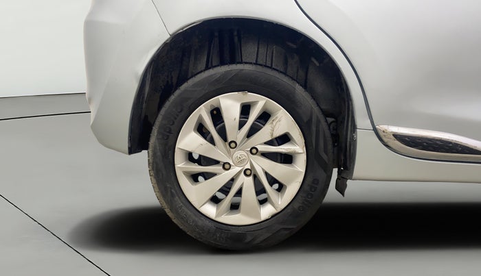 2022 Toyota Glanza S, Petrol, Manual, 62,868 km, Right Rear Wheel