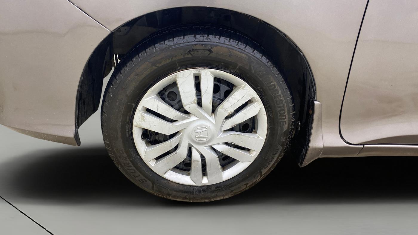 2015 Honda City 1.5L I-DTEC SV, Diesel, Manual, 1,44,016 km, Left Front Wheel