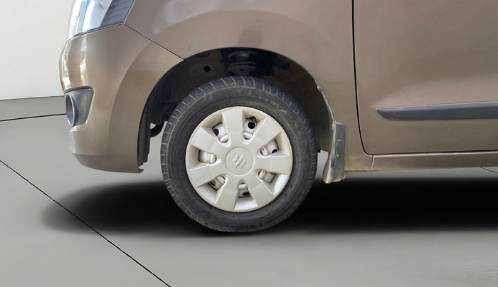 2017 Maruti Wagon R 1.0 LXI CNG, CNG, Manual, 9,868 km, Left Front Wheel