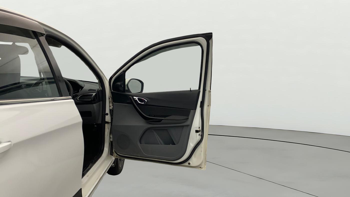 2018 Tata TIGOR XZA PETROL, Petrol, Automatic, 54,314 km, RHS Front Door