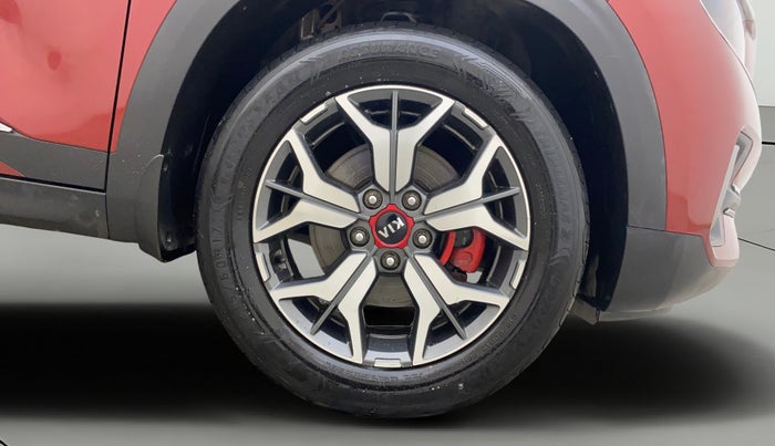 2021 KIA SELTOS GTX PLUS DCT 1.4 PETROL, Petrol, Automatic, 99,164 km, Right Front Wheel