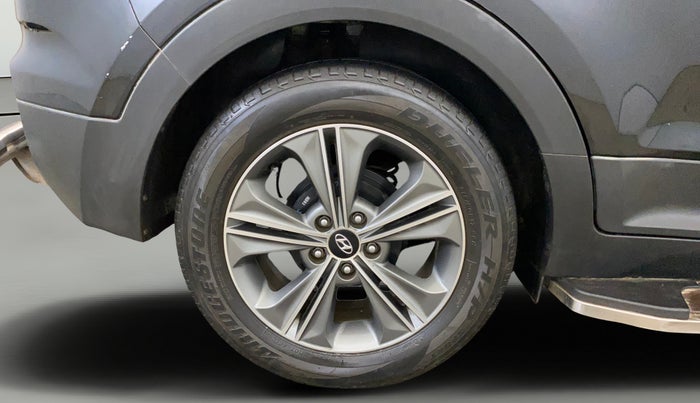 2017 Hyundai Creta SX PLUS AT 1.6 PETROL, Petrol, Automatic, 51,399 km, Right Rear Wheel