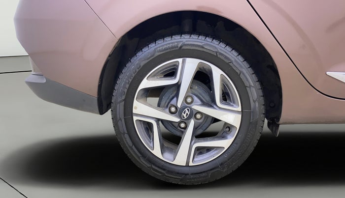 2021 Hyundai AURA SX PLUS 1.2 AMT, Petrol, Automatic, 89,864 km, Right Rear Wheel