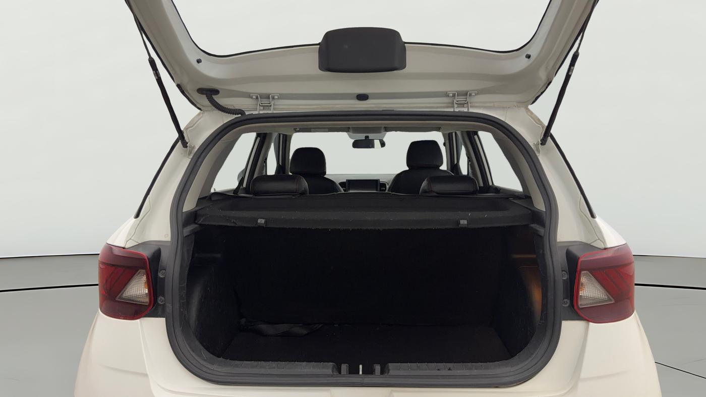 2021 Hyundai VENUE S+ 1.2, Petrol, Manual, 48,136 km, Boot Open Zoomed View