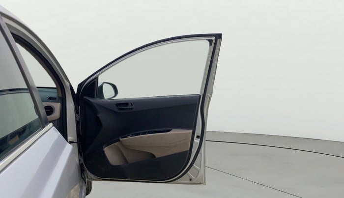 2018 Hyundai Xcent S 1.2, CNG, Manual, 1,46,499 km, RHS Front Door