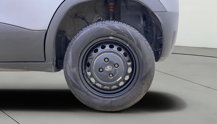 2023 Tata PUNCH PURE RHYTHM PACK MT, Petrol, Manual, 11,579 km, Left Rear Wheel