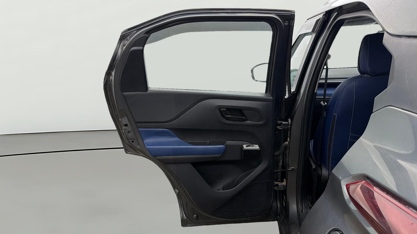 2023 Tata PUNCH PURE MT, Petrol, Manual, 13,997 km, LHS Rear Door