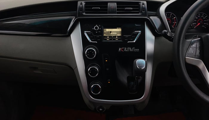 2016 Mahindra Kuv100 K8 6 STR, Petrol, Manual, 32,042 km, Air Conditioner