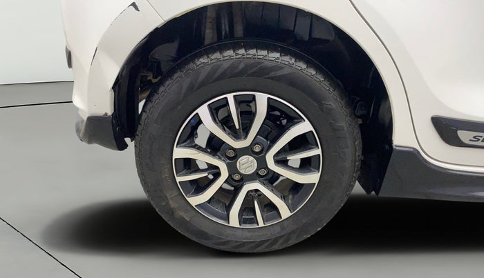 2022 Maruti Swift VXI AMT, Petrol, Automatic, 19,257 km, Right Rear Wheel