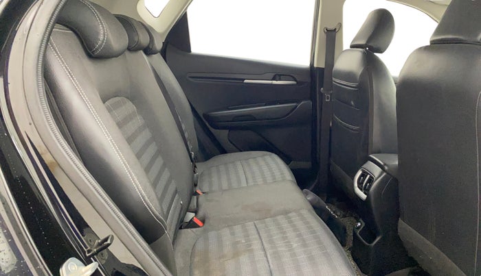 2023 KIA SONET HTK PLUS 1.0 TURBO PETROL IMT, Petrol, Manual, 28,457 km, Right Side Rear Door Cabin