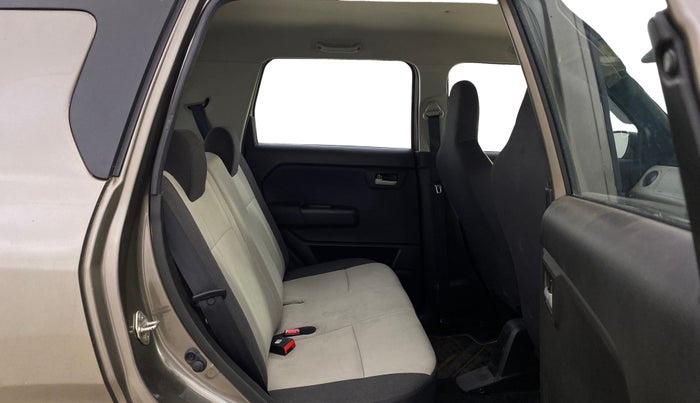 2023 Maruti New Wagon-R ZXI 1.2, Petrol, Manual, 32,418 km, Right Side Rear Door Cabin