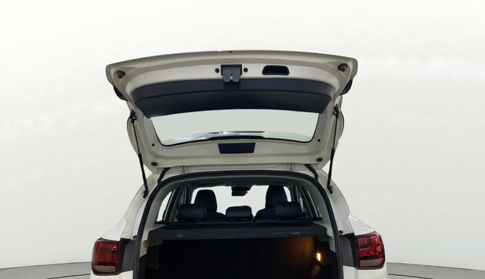 2023 MG ASTOR SHARP 1.5 CVT, Petrol, Automatic, 21,810 km, Boot Door Open