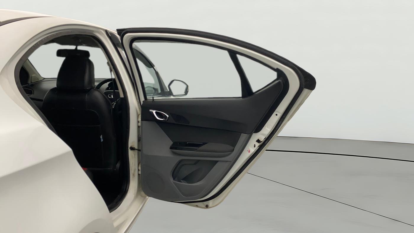 2018 Tata TIGOR XZA PETROL, Petrol, Automatic, 54,314 km, RHS Rear Door