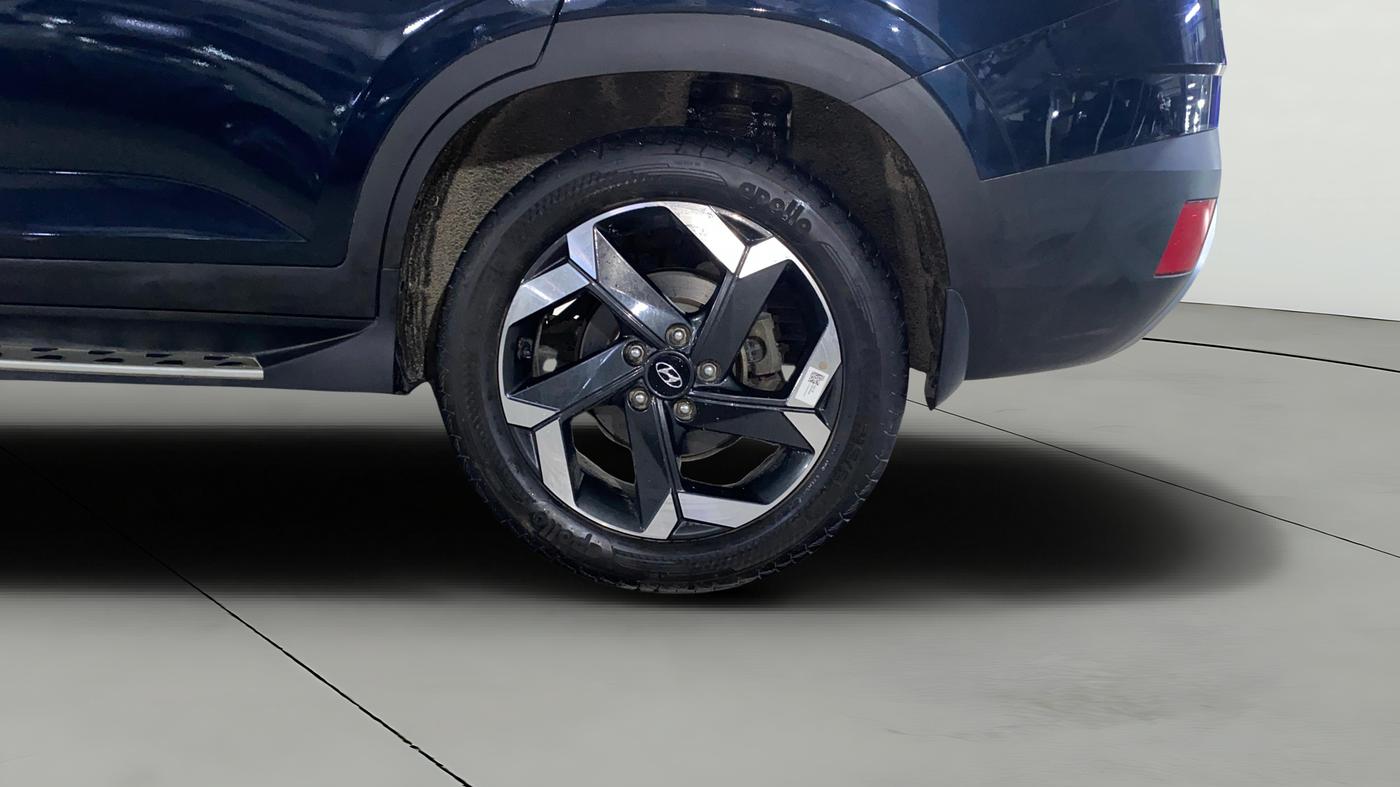 2021 Hyundai ALCAZAR 2.0 SIGNATURE (O) AT 7STR, Petrol, Automatic, 13,147 km, Left Rear Wheel