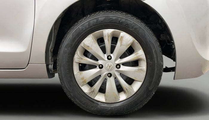 2016 Maruti Baleno DELTA PETROL 1.2, Petrol, Manual, 95,581 km, Right Front Wheel