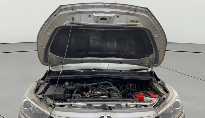 2017 Toyota Innova Crysta 2.7 ZX AT 7 STR, Petrol, Automatic, 61,710 km, Open Bonet