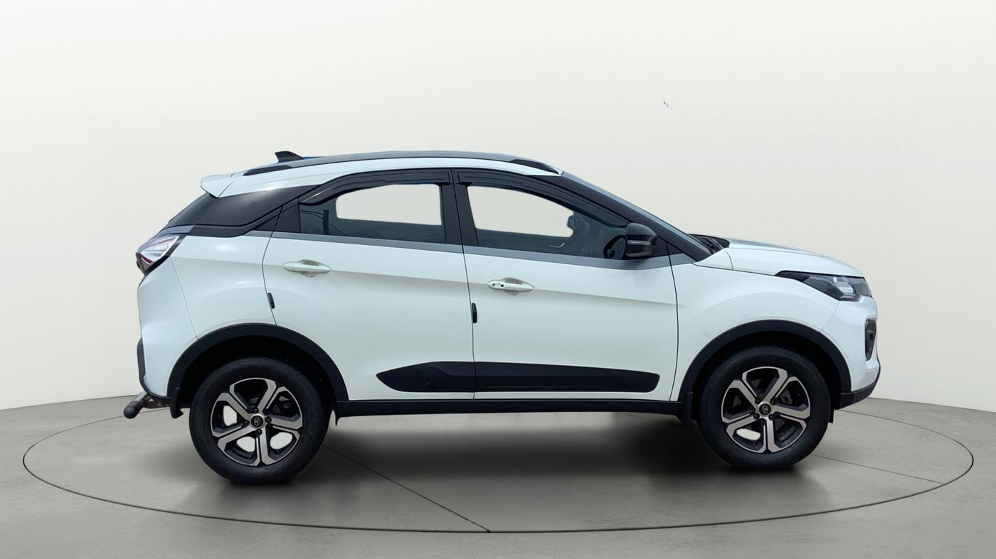 2021 Tata NEXON XZ PLUS PETROL, Petrol, Manual, 43,746 km, Right Side View