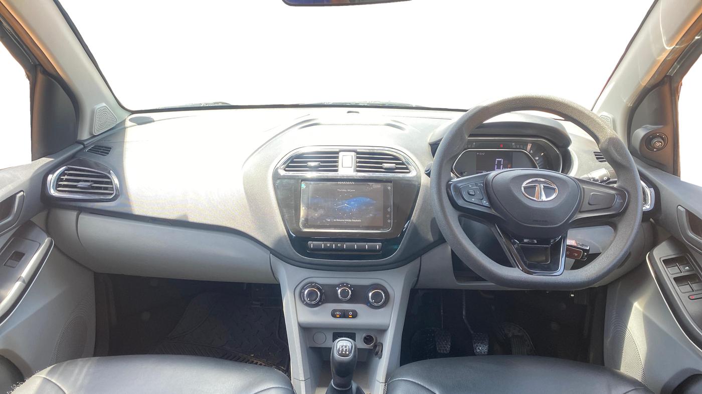 2021 Tata Tiago XZ PETROL, Petrol, Manual, 23,555 km, Dashboard