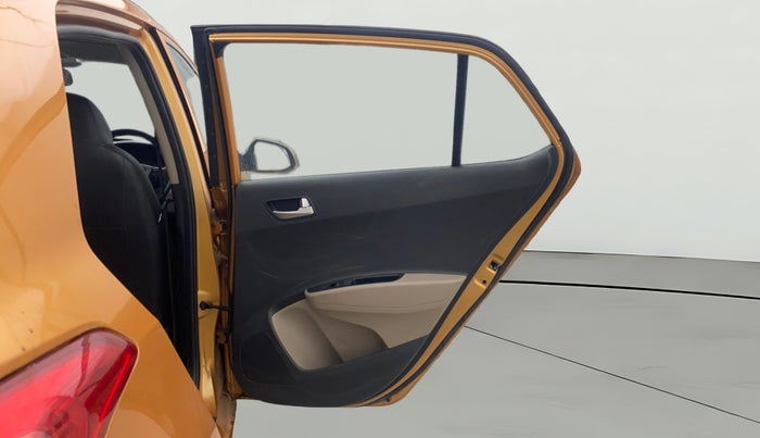 2015 Hyundai Grand i10 ASTA AT 1.2 KAPPA VTVT, Petrol, Automatic, 39,713 km, RHS Rear Door