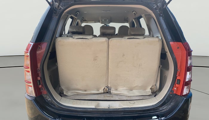 2015 Mahindra XUV500 W6, Diesel, Manual, 1,13,116 km, Boot Open Zoomed View