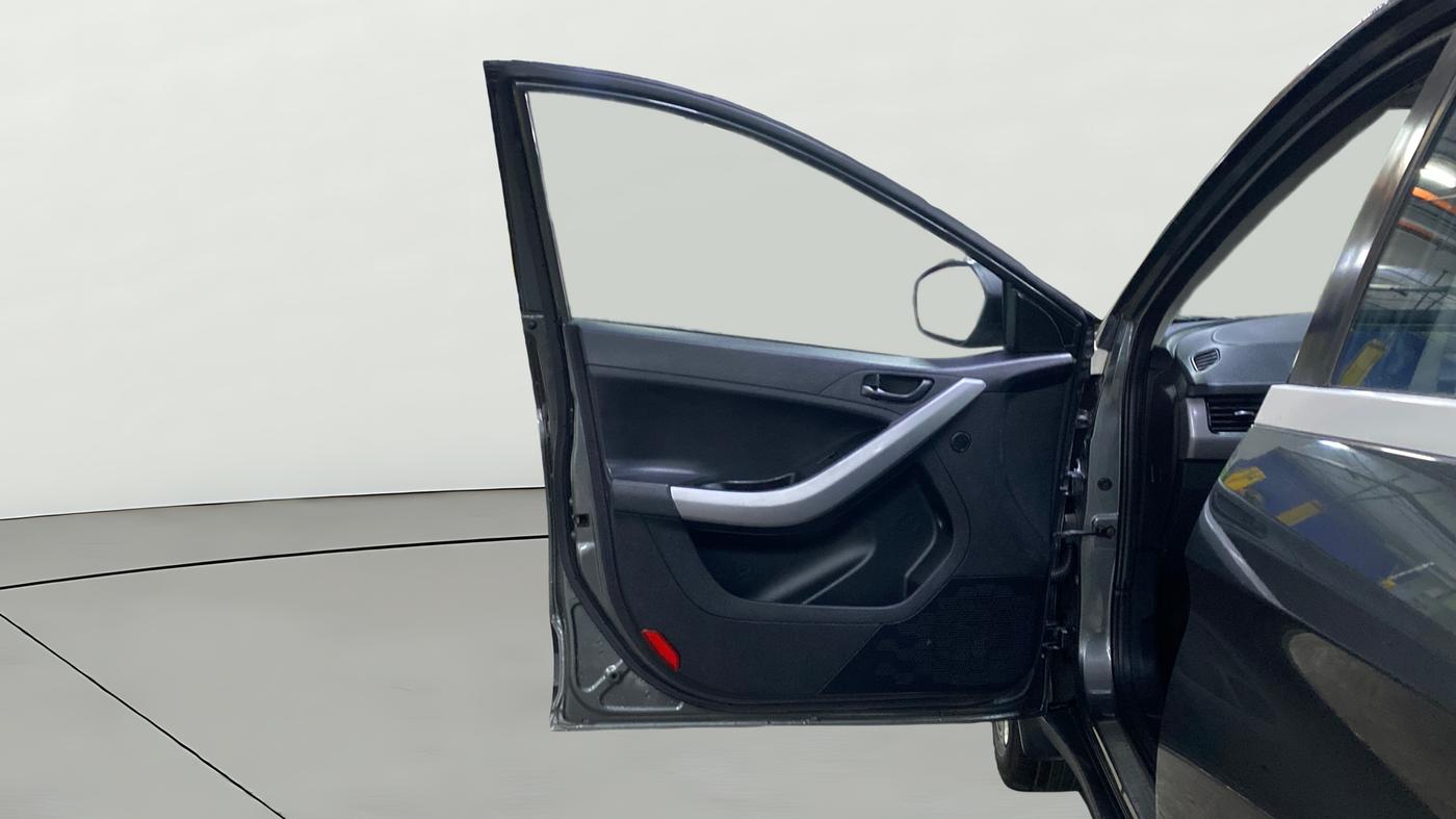 2022 Tata NEXON XMA SUNROOF PETROL, Petrol, Automatic, 27,827 km, LHS Front Door
