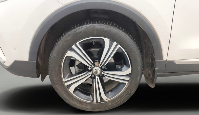 2022 MG ASTOR SHARP 1.5 MT, Petrol, Manual, 10,118 km, Left Front Wheel