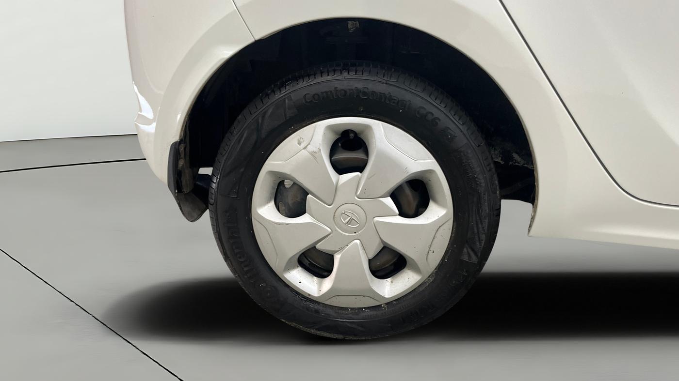 2018 Tata Tiago XTA PETROL, Petrol, Automatic, 22,160 km, Right Rear Wheel