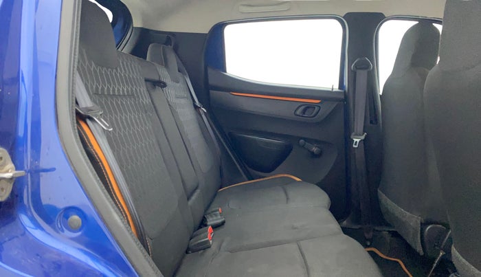 2018 Renault Kwid CLIMBER 1.0 AMT, Petrol, Automatic, 55,646 km, Right Side Rear Door Cabin