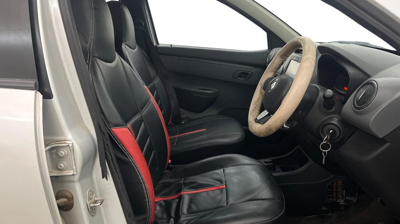 2017 Renault Kwid RXT 1.0 (O), Petrol, Manual, 43,334 km, Right Side Front Door Cabin