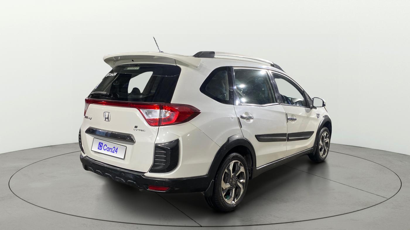 2017 Honda BR-V 1.5L I-VTEC V, Petrol, Manual, 69,885 km, Right Back Diagonal