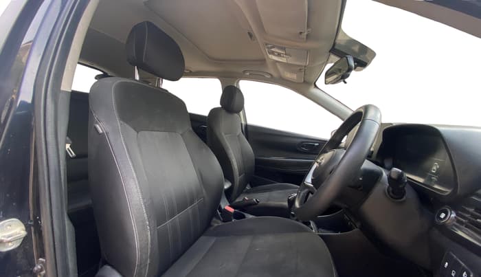 2021 Hyundai NEW I20 ASTA (O) 1.5 CRDI MT, Diesel, Manual, 88,729 km, Right Side Front Door Cabin