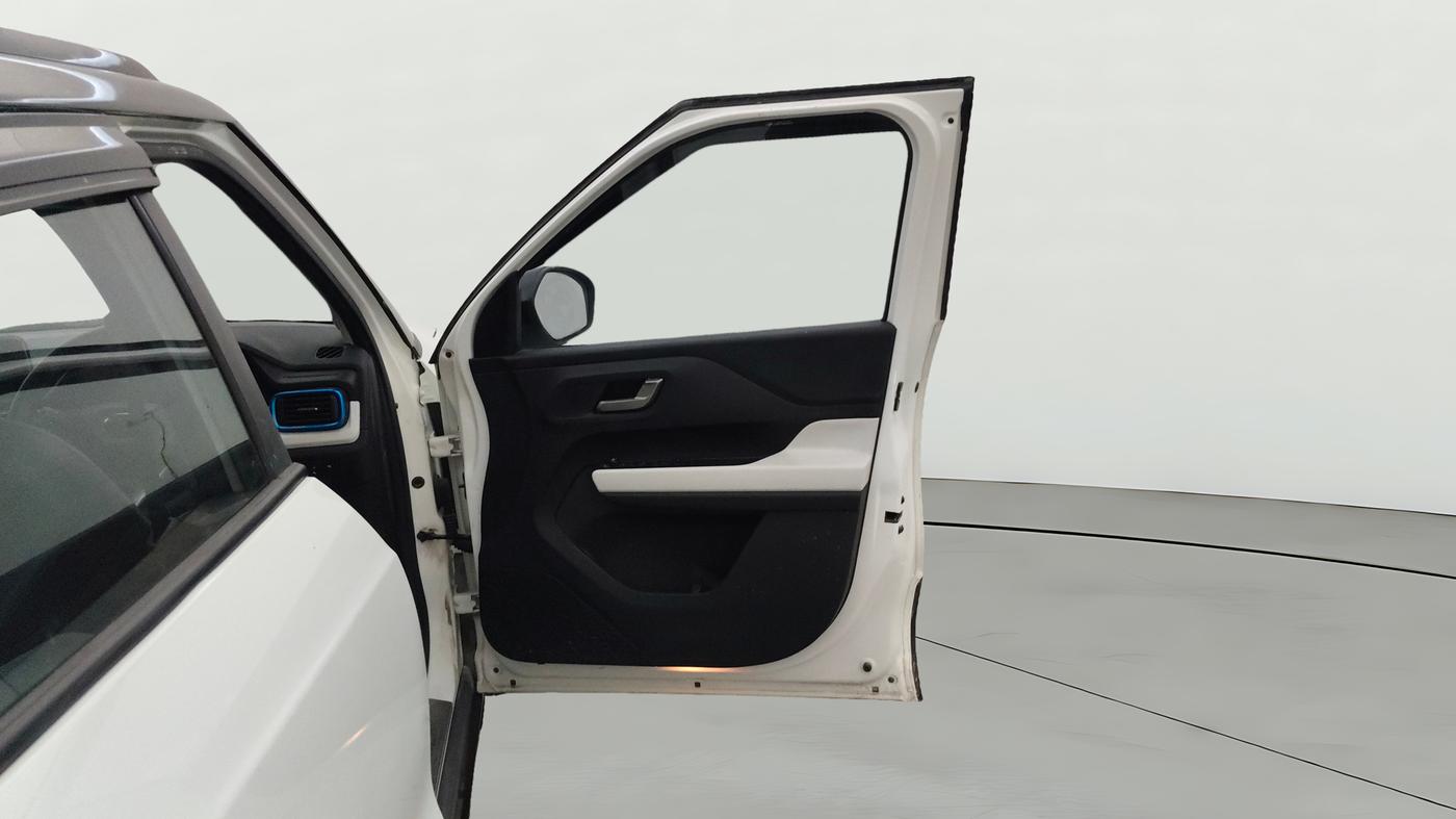 2024 Tata PUNCH CREATIVE AMT 1.2 RTN DUAL TONE, Petrol, Automatic, 9,649 km, RHS Front Door