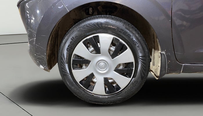 2022 Hyundai GRAND I10 NIOS ERA 1.2 KAPPA VTVT, Petrol, Manual, 11,002 km, Left Front Wheel